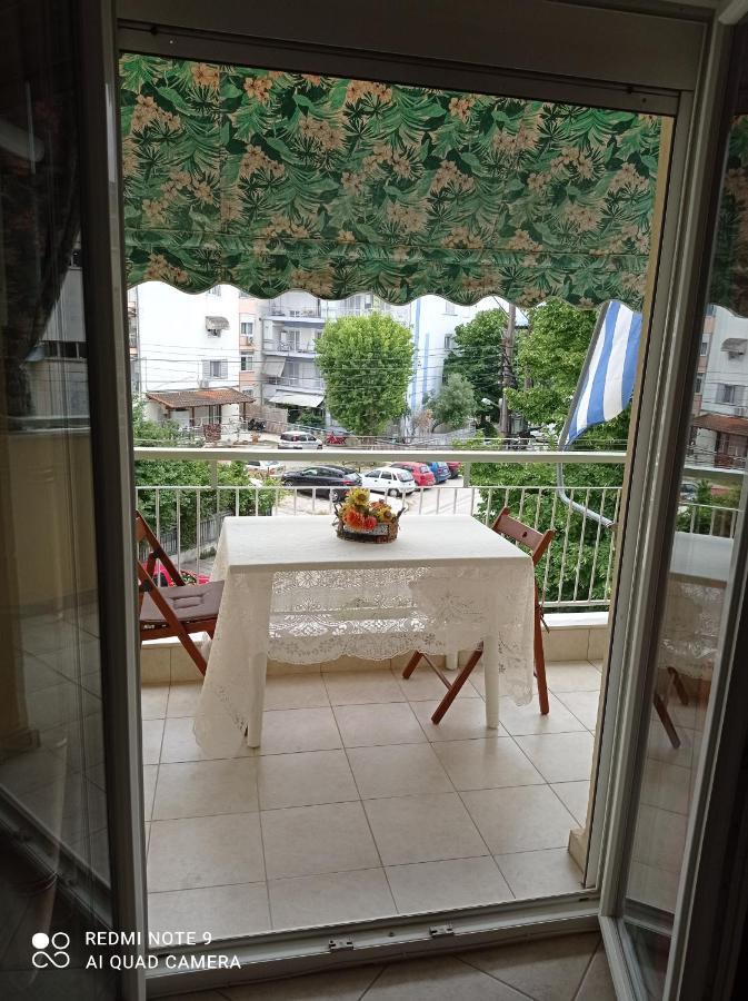 Studio In Thessaloniki Near Airport And Exit For Chalkidiki Apartamento Exterior foto