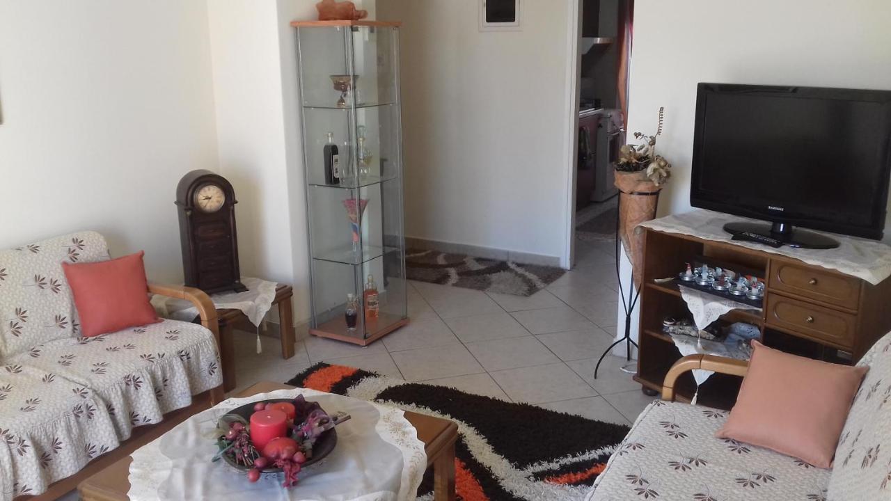 Studio In Thessaloniki Near Airport And Exit For Chalkidiki Apartamento Exterior foto